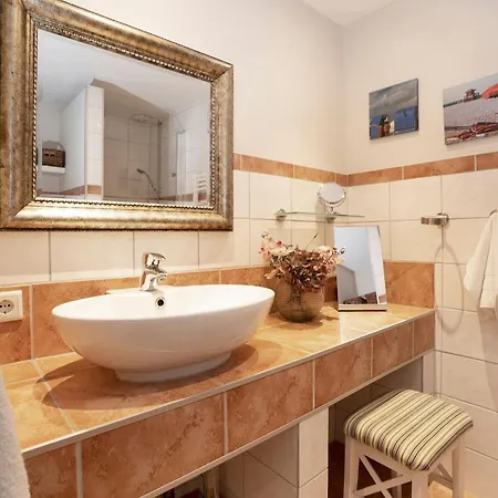 Lenster Moewennest Daire Lenste